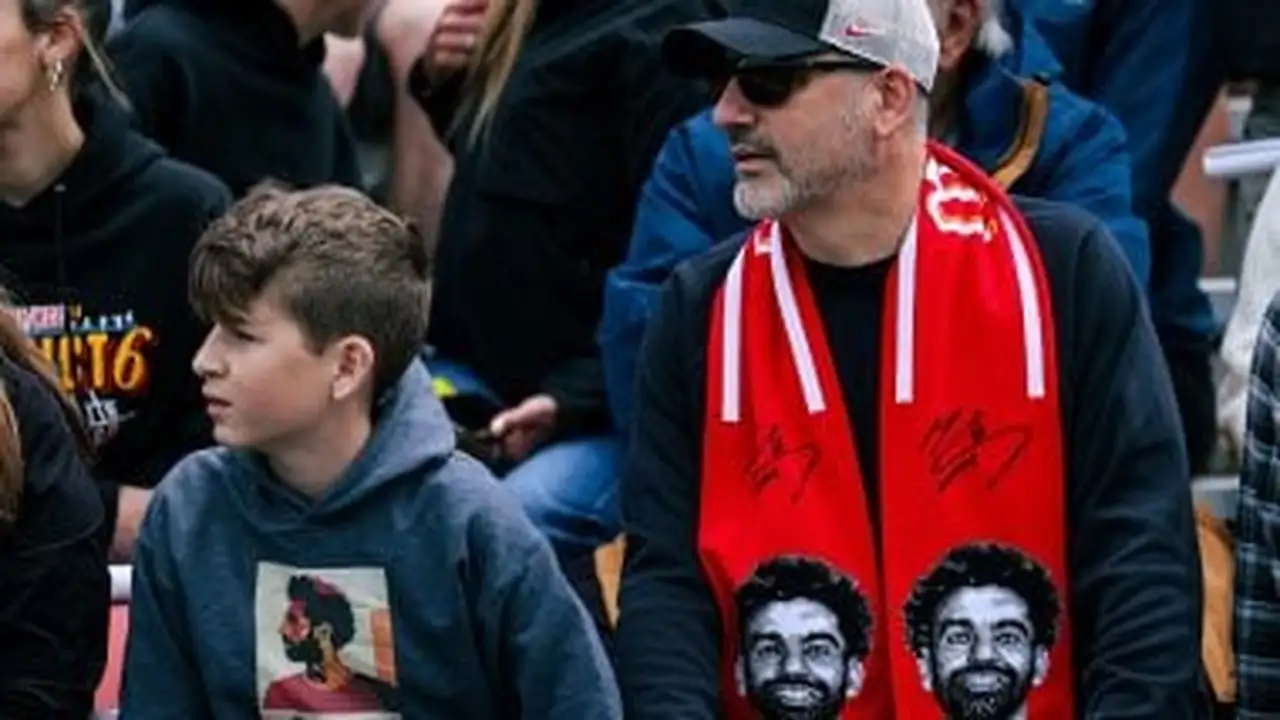 جماهير ليفربول في أمريكا تساند محمد صلاح خلال مران منتخب مصر